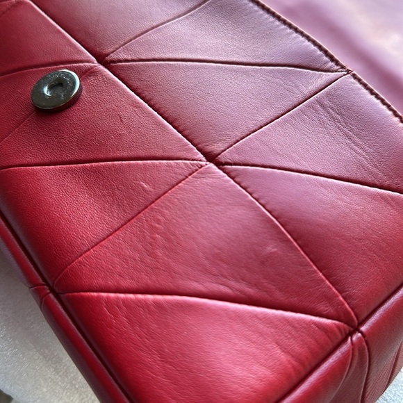 SAINT LAURENT Jamie Diamond-Quilted Chain Shoulder - Picture 10 of 10